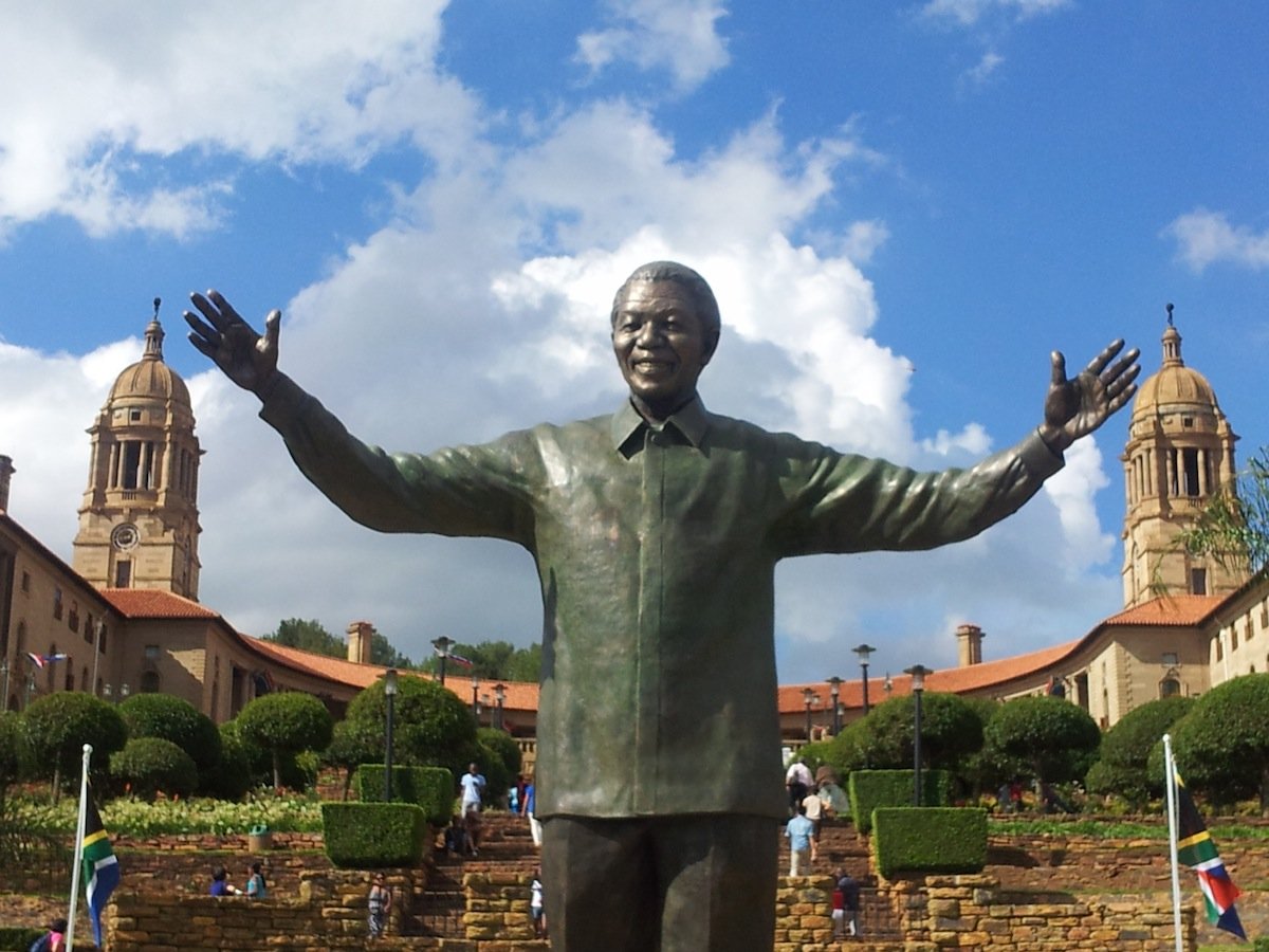 Nelson Mandela Statue